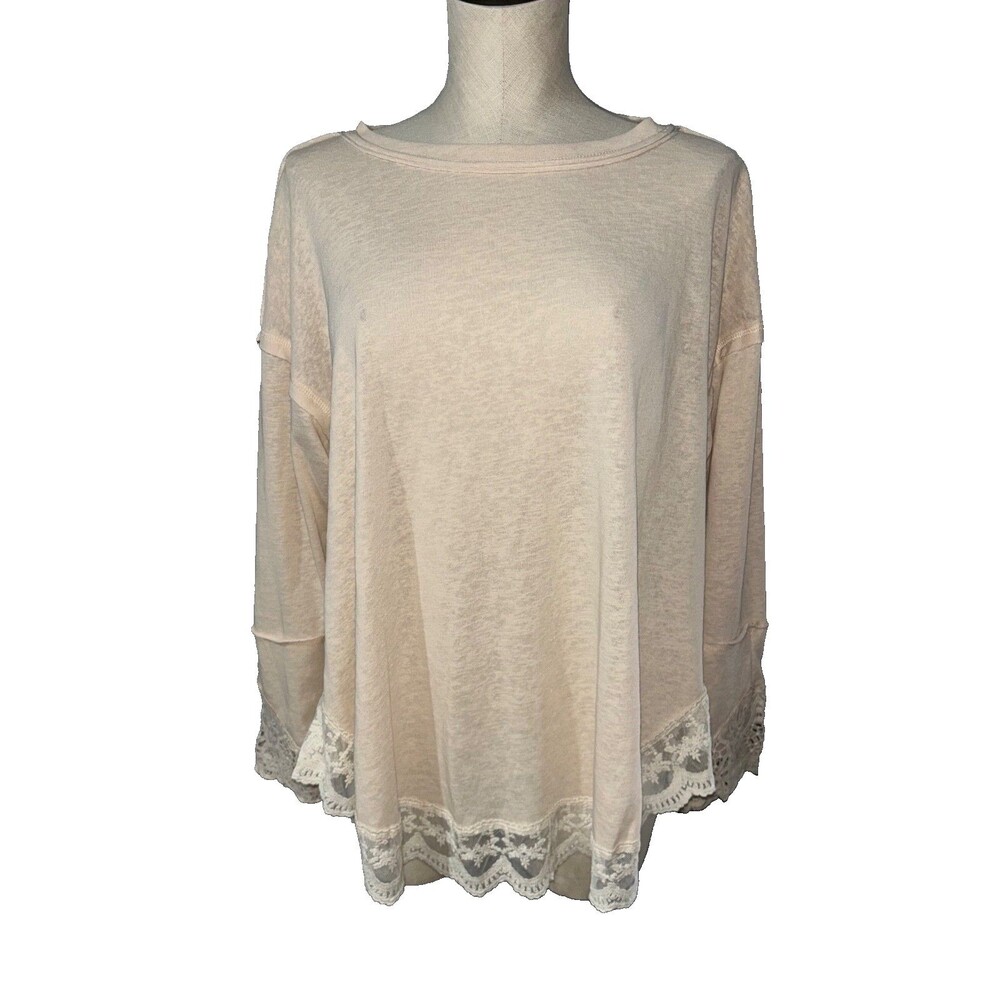 Easel NWT Women’s Lace Trim Knit Tunic Top Size S Boho Lagenlook Boat Neck